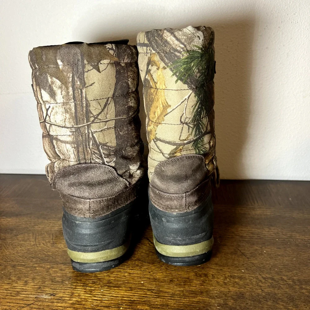 RANGER WINTER CAMO BOOTS SIZE 4